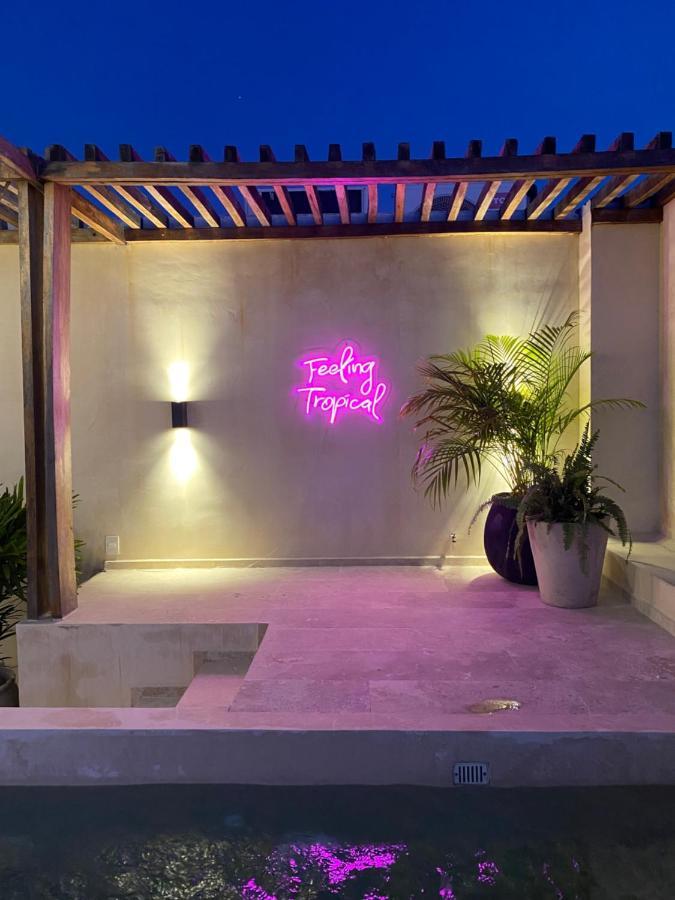 *Casa Tropical* Penthouse With Rooftop & Private Pool Appartement