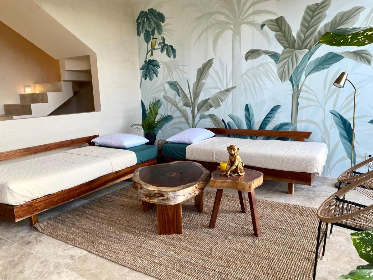 *Casa Tropical* Penthouse With Rooftop & Private Pool *